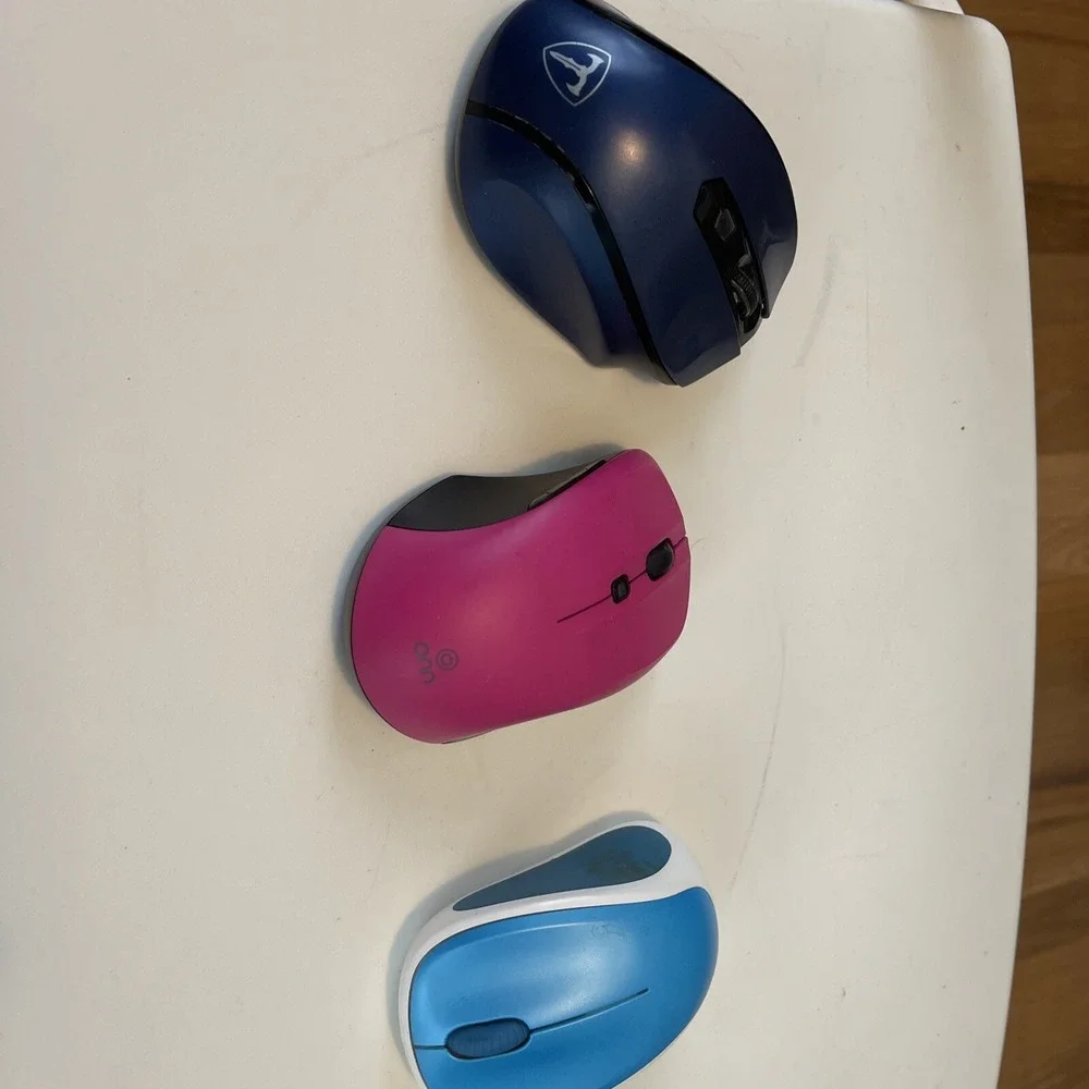 lot of‎ 3 mouses